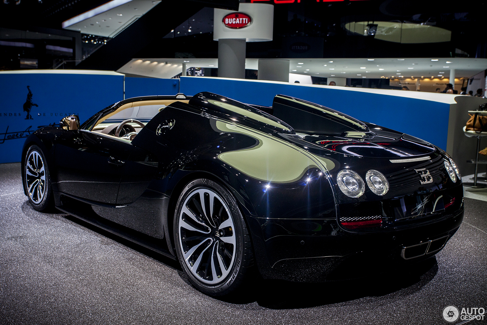 IAA 2013: de Jean Bugatti Legend Edition van Bugatti