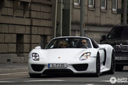 Da li je Porsche 918 Spyder vaš omiljeni superautomobil?