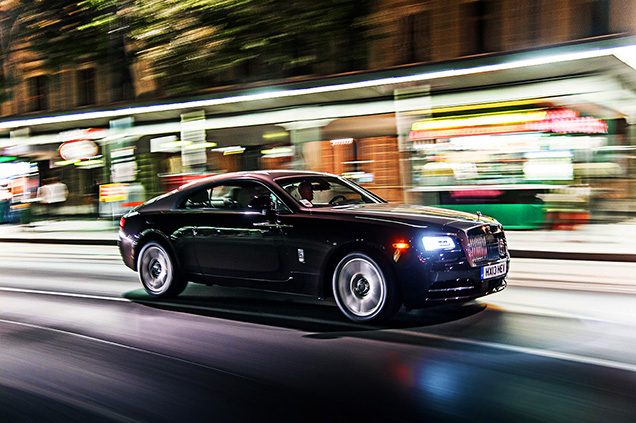 Rolls-Royce toont dynamische Wraith in uitgebreide fotogalerij