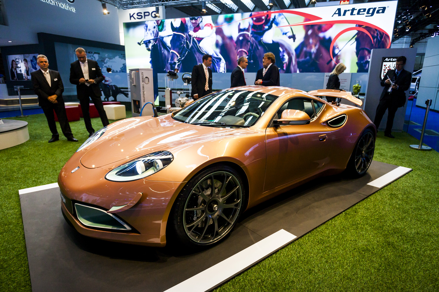 IAA 2015: Artega Scalo