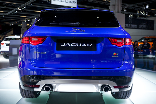 IAA 2015: Jaguar F-PACE