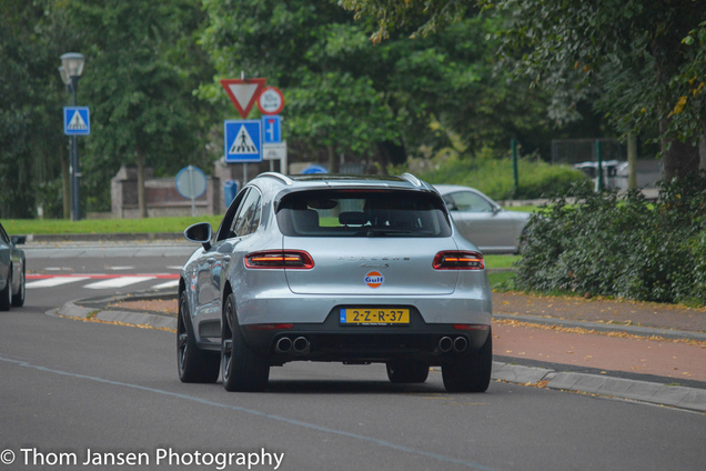 Event: Porsche Elfstedentoch 2015