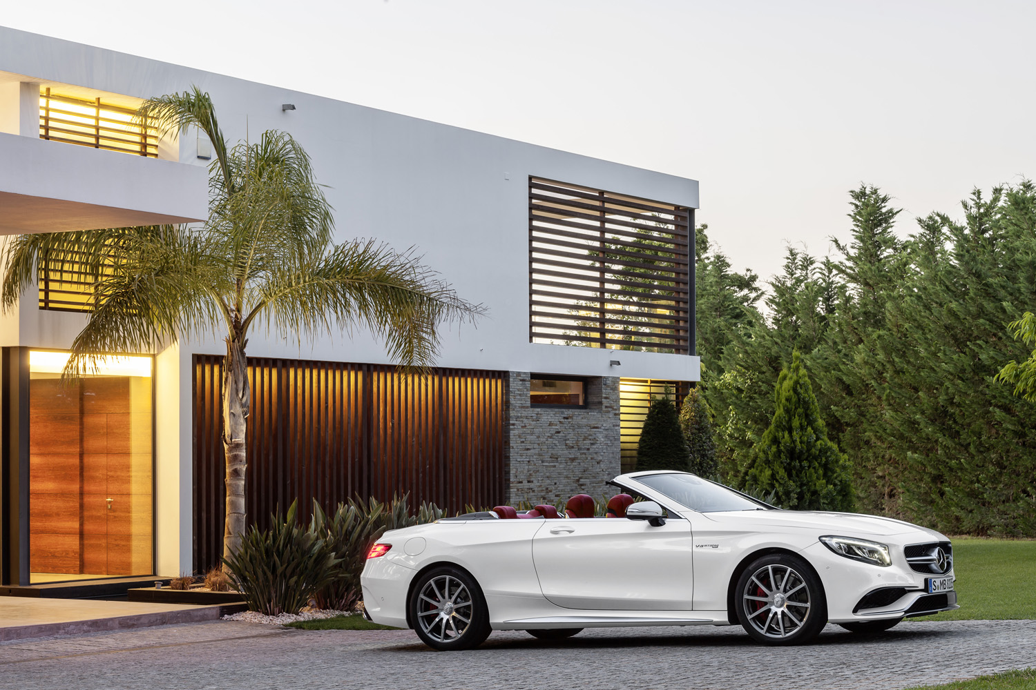 Eindelijk hebben we weer een Mercedes-AMG S 63 Cabriolet