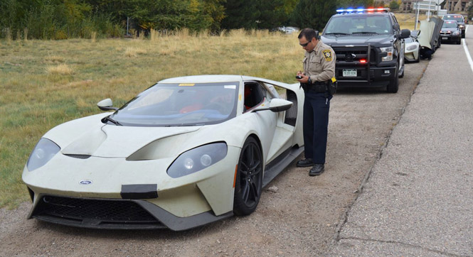 Ford GT prototypes ontkomen ook niet aan een boete