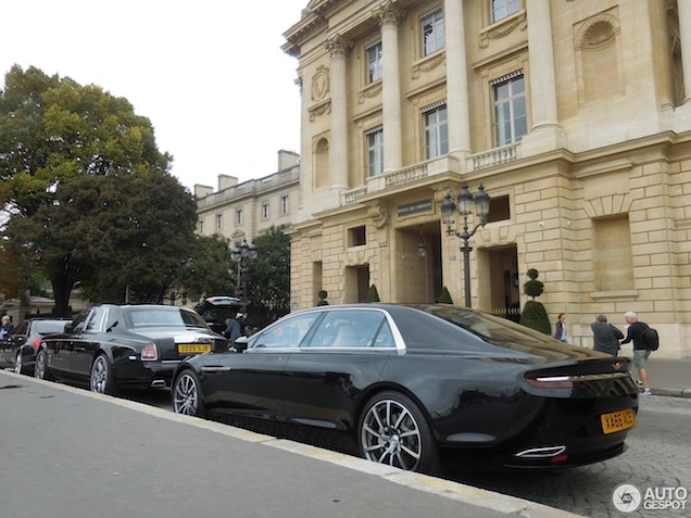 Exotische sedan in Parijs, Aston Martin Lagonda Taraf