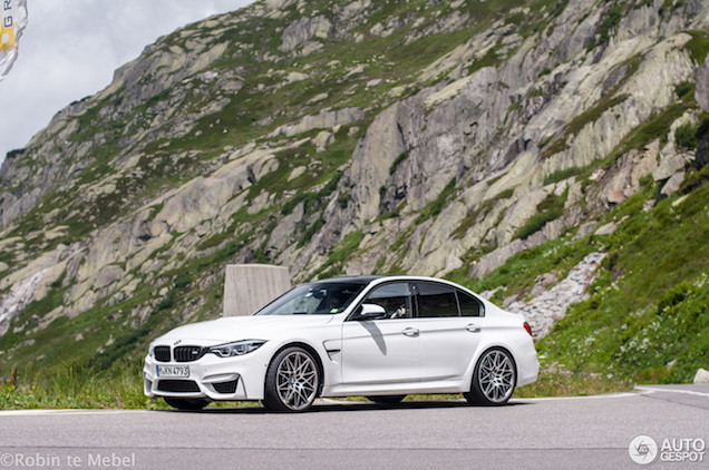 BMW M3 Sedan voelt zich thuis in de bergen