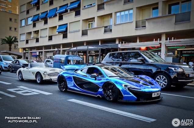 Bijzonder blauwe McLaren P1 maakt Monaco gek