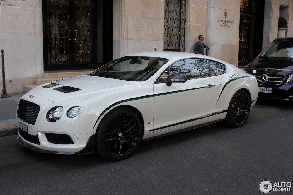 Parijs in het decor van deze dikke Bentley combo!