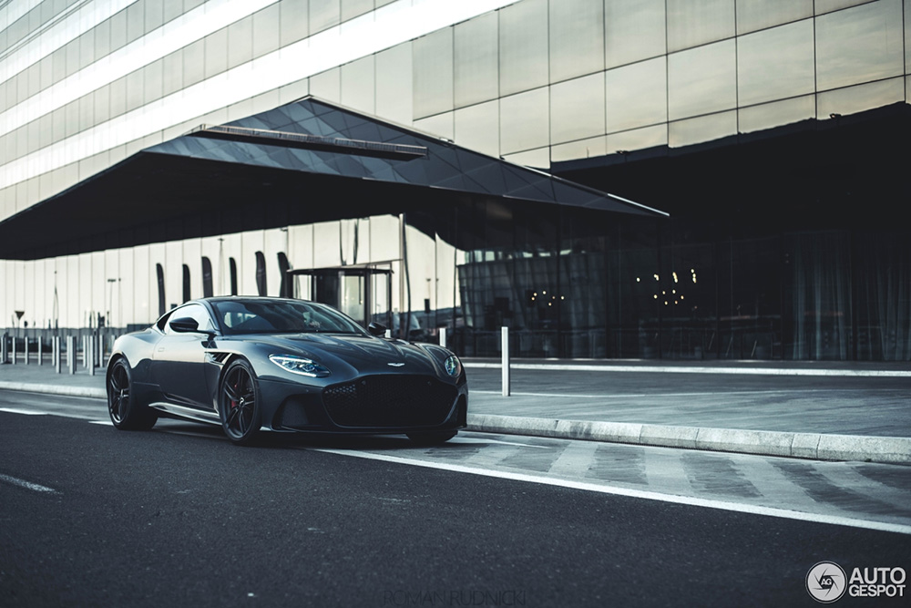 Hello beauty! Aston Martin DBS Superleggera 