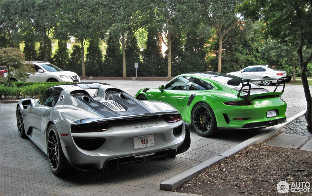 Welke Porsche zou jij hiervan mee naar huis nemen?