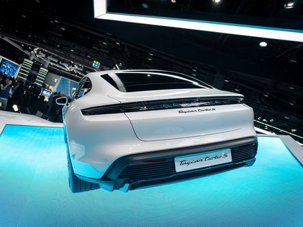 IAA 2019: Porsche Taycan