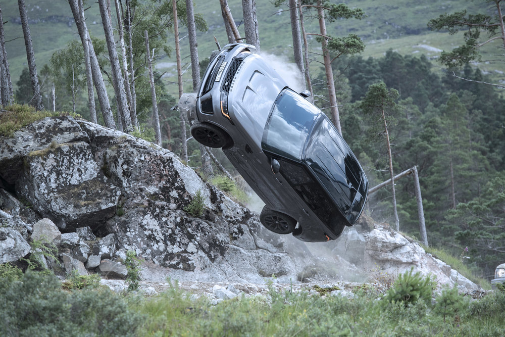Range Rover Sport SVR maakt indruk op set nieuwe James Bond film