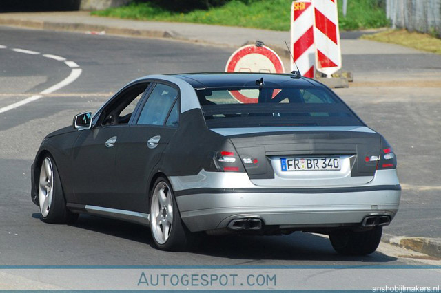 Gespot: Mercedes-Benz E 63 AMG W212
