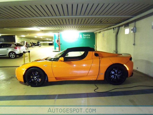 Topspot: Tesla Roadster Sport