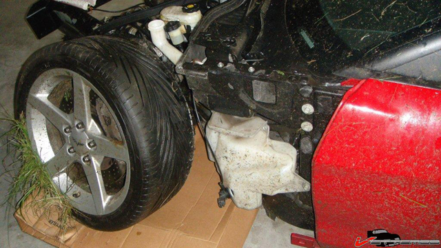 Gesloopt: dealer crasht Corvette en laat klant in de kou staan