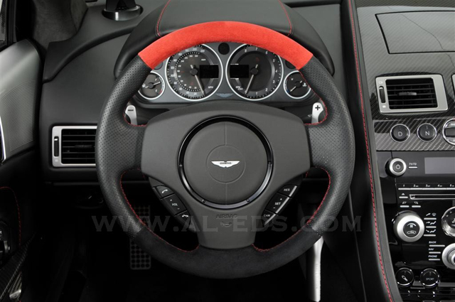  Al & Eds Autosound laat customized Aston Martin DBS Volante zien