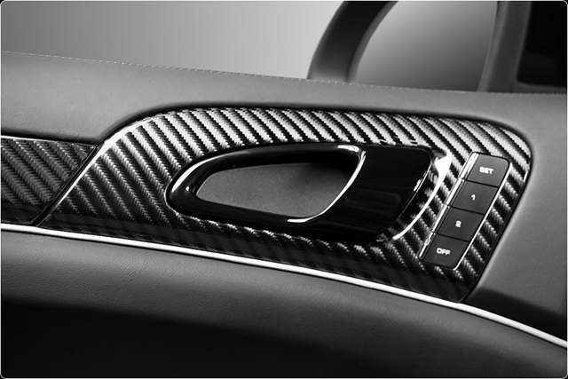 TopCar laat interieur nieuwe Porsche Cayenne Vantage 2 zien 