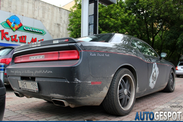 Spot van de dag: Dodge Challenger SRT-8