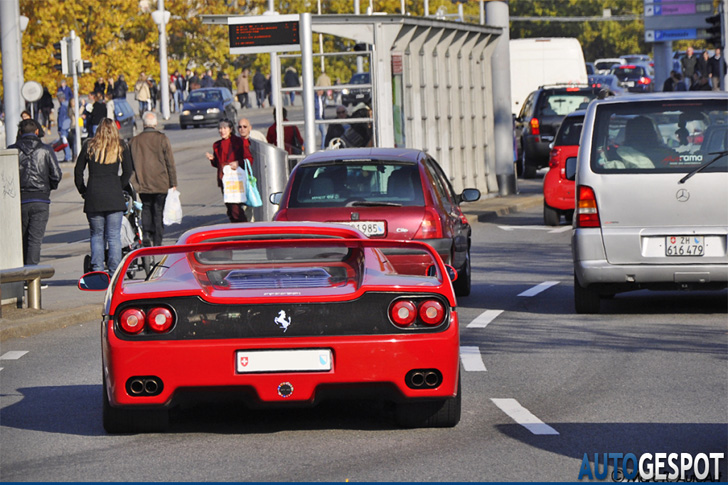 Spot van de dag: Ferrari F50 in Zürich