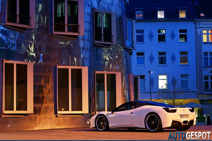 Gespot: Ferrari 458 Italia Novitec Rosso Anderson Germany