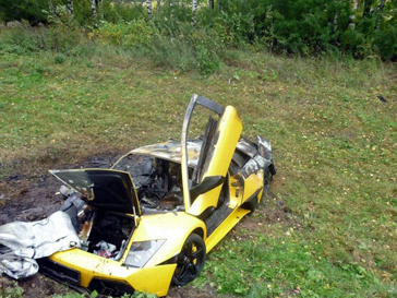 Crash: Lamborghini Murciélago LP640 gaat in rook op