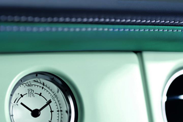 Rolls-Royce maakt unieke turquoise Phantom