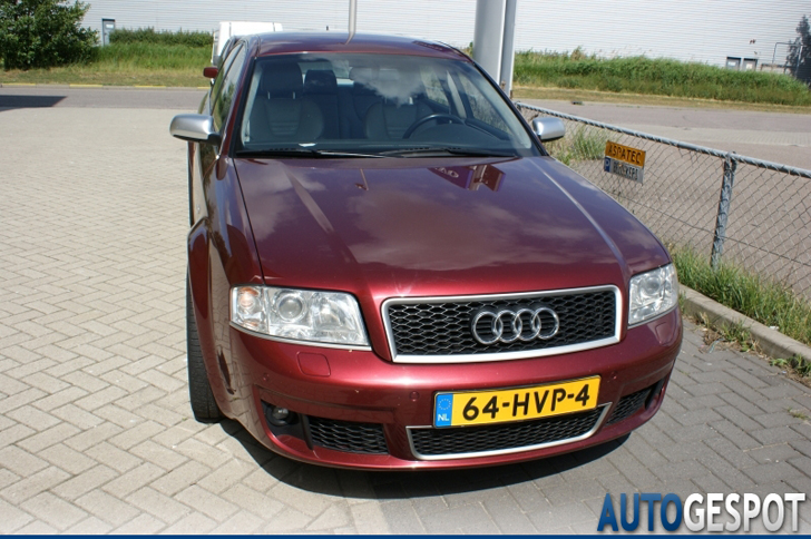 Gestolen & gezocht: rode Audi RS6 Sedan C5