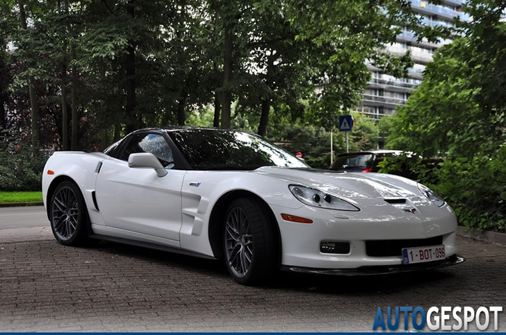 Alle kleuren van de regenboog: Corvette ZR1 