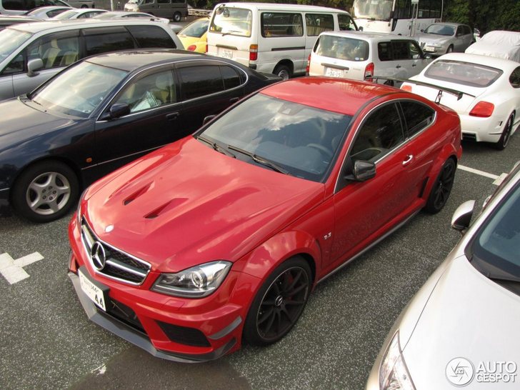 Opposites spotted in Tokyo: Mansory and AMG!