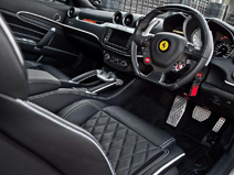 Stijvol en zakelijk: Ferrari FF met details van Project Kahn