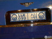 Une Bentley Mulsanne 2009 avec une plaque d'immatriculation en cuir