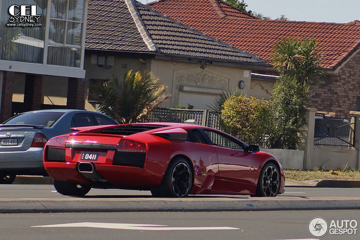 Zelden gezien: rode kleur op Lamborghini Murciélago 