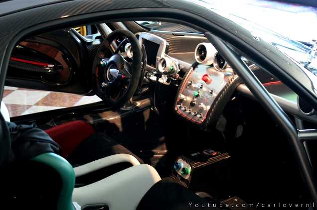 A visit to the Pagani factory! 