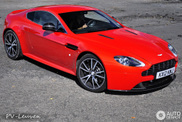 La première Aston Martin V8 Vantage S Carbon a été spottée