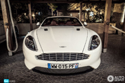 Aston Martin Virage avvistata in colorazione bianco perla