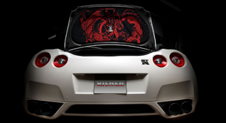 Vilner fills the interior of the Nissan GT-R with the mythological dragon
