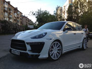 Spotté en Russia: Porsche Cayenne Lumma 558 GT!