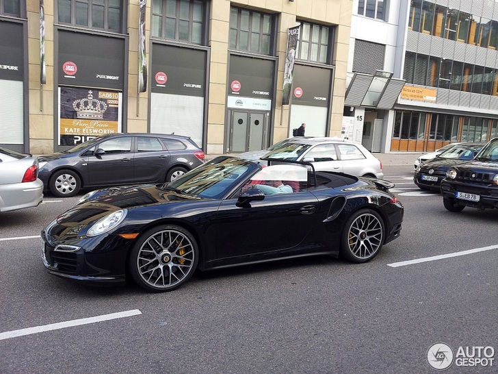 Eerste Porsche 991 Turbo S Cabriolet is een feit op Autogespot