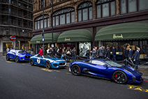 Jaguar straalt bij Harrods in Londen met drie conceptcars
