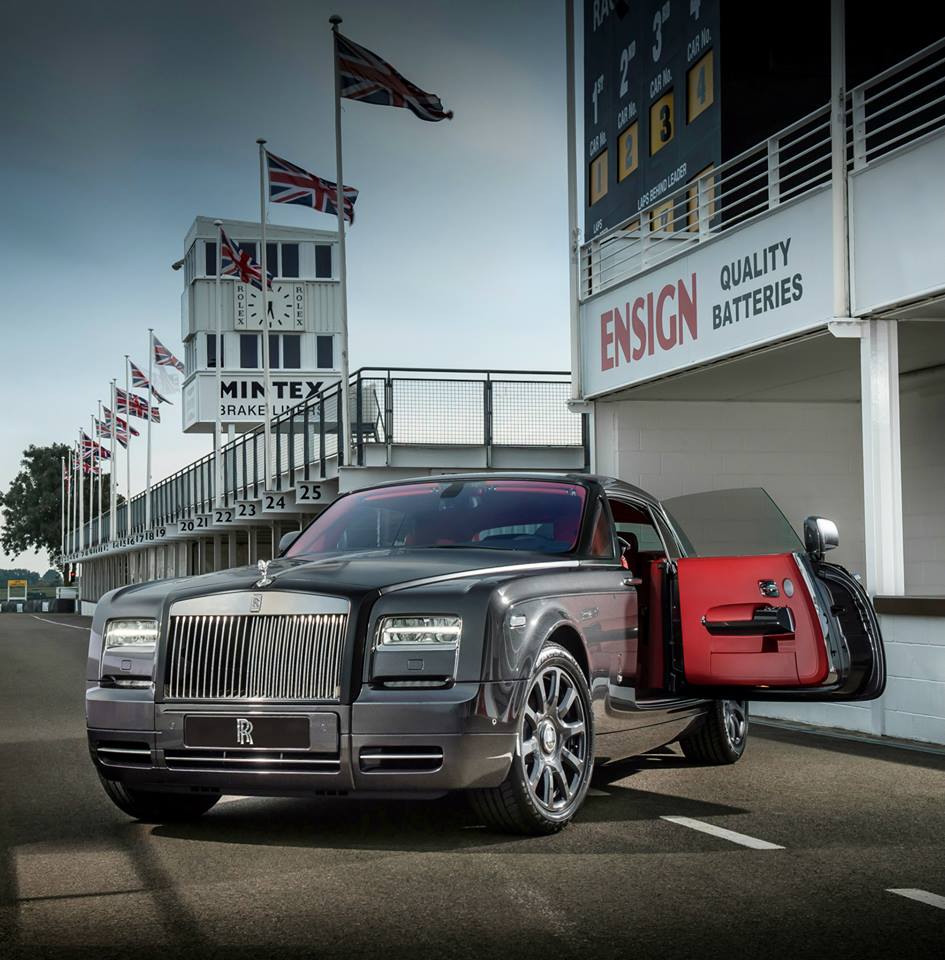 Bespoke Rolls-Royce Phantom Coupé eert Goodwood 
