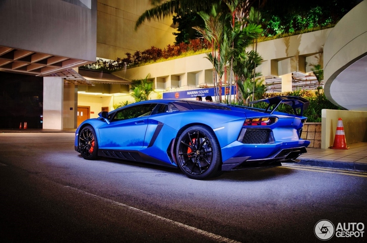 Bizarre Lamborghini Aventador Novitec Torado gespot in Singapore