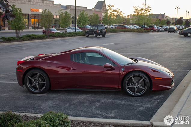 Smaakvolle Ferrari 458 Spider gespot in Barrington