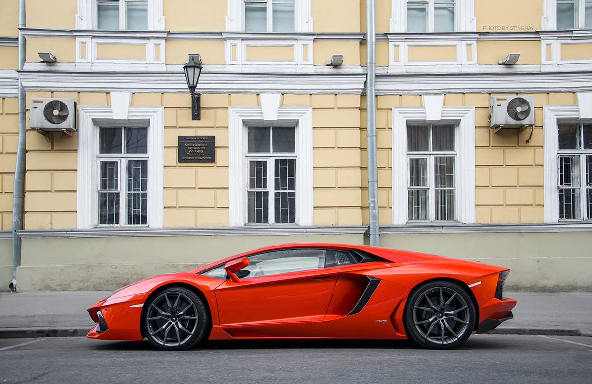 De mooiste supercars uit Moskou prachtige vastgelegd