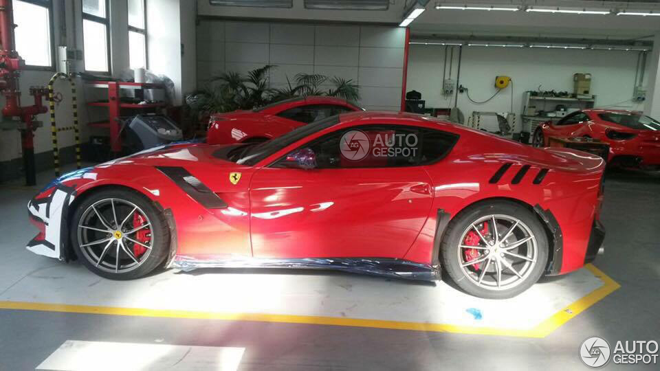 Ferrari F12tdf klaar voor aflevering
