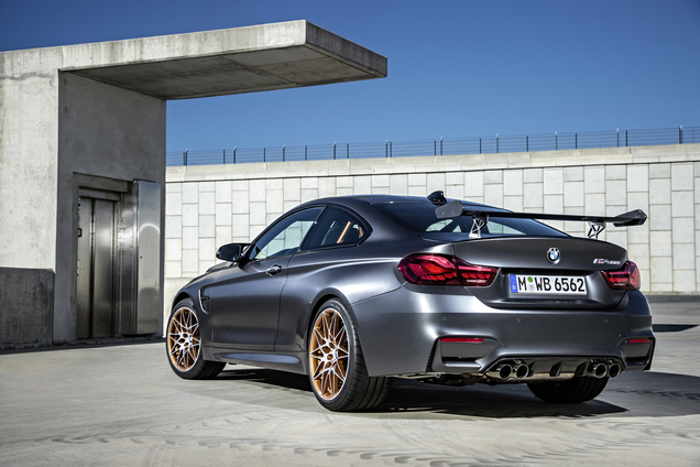 Rammen op het circuit met de BMW M4 GTS