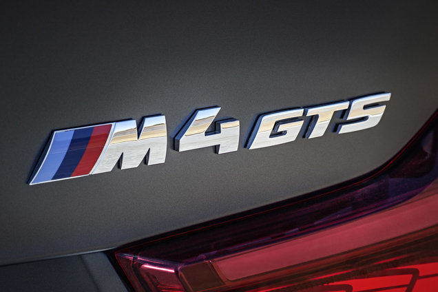 Rammen op het circuit met de BMW M4 GTS