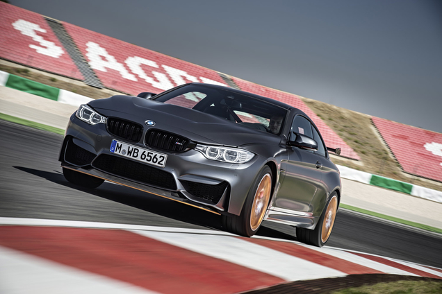 Rammen op het circuit met de BMW M4 GTS