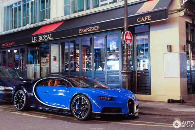 Bugatti Chiron oogt nog lekker futuristisch