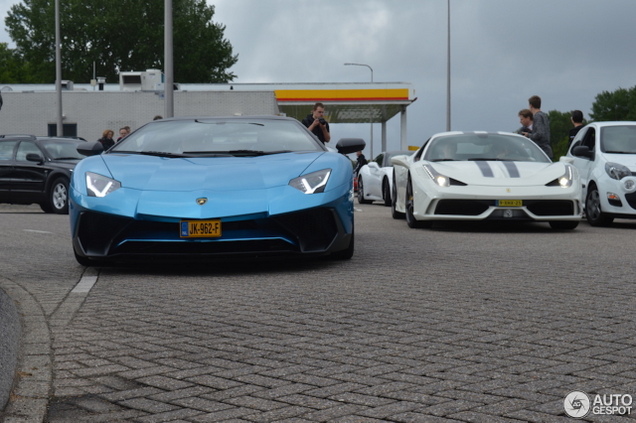 Spot van de dag: Lamborghini Aventador SV in combo