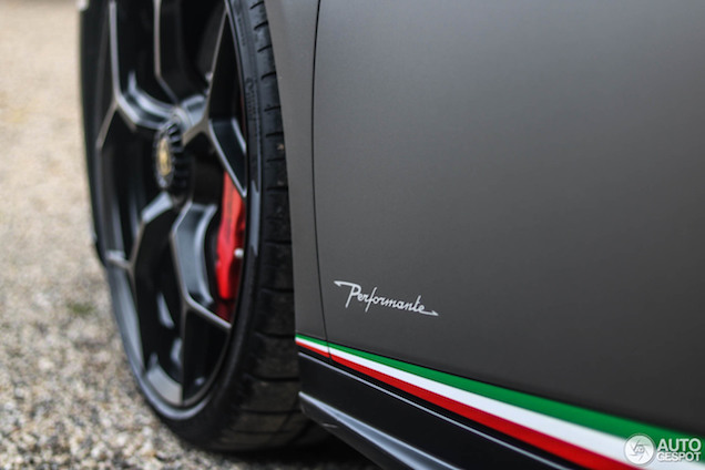 Spot van de dag: Lamborghini Huracan Performante